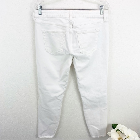 AMO Twist Sea Salt White Crop Jeans - Picture 5 of 7